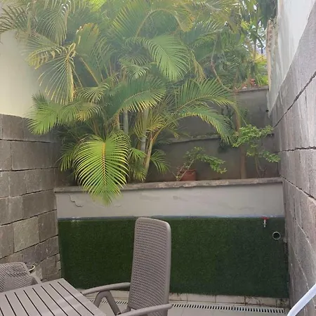 Cosy 2 Bedroom Apartment In La Caleta, Tenerife * Costa Adeje